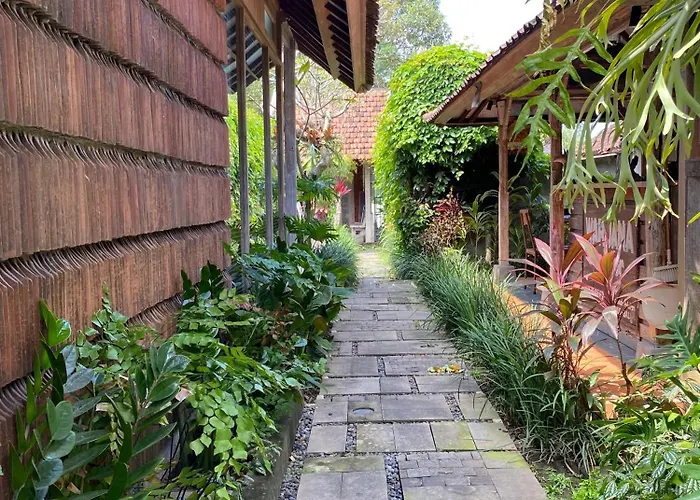 Tuwi Hotel