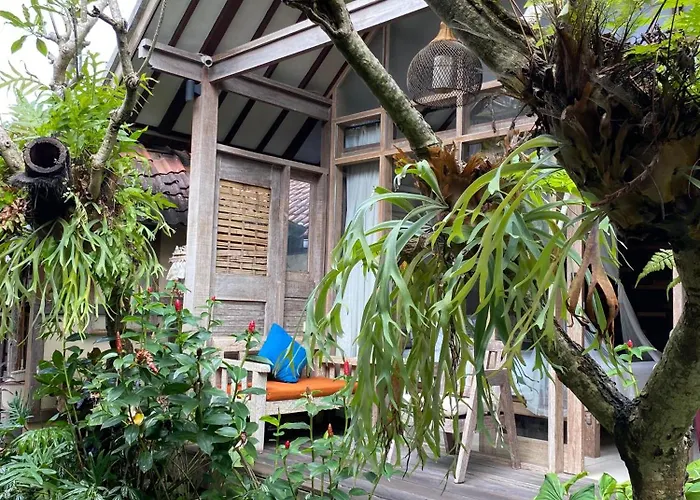 Tuwi Hotel