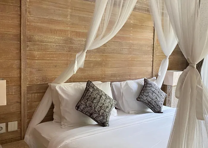 Tuwi Hotel 3*